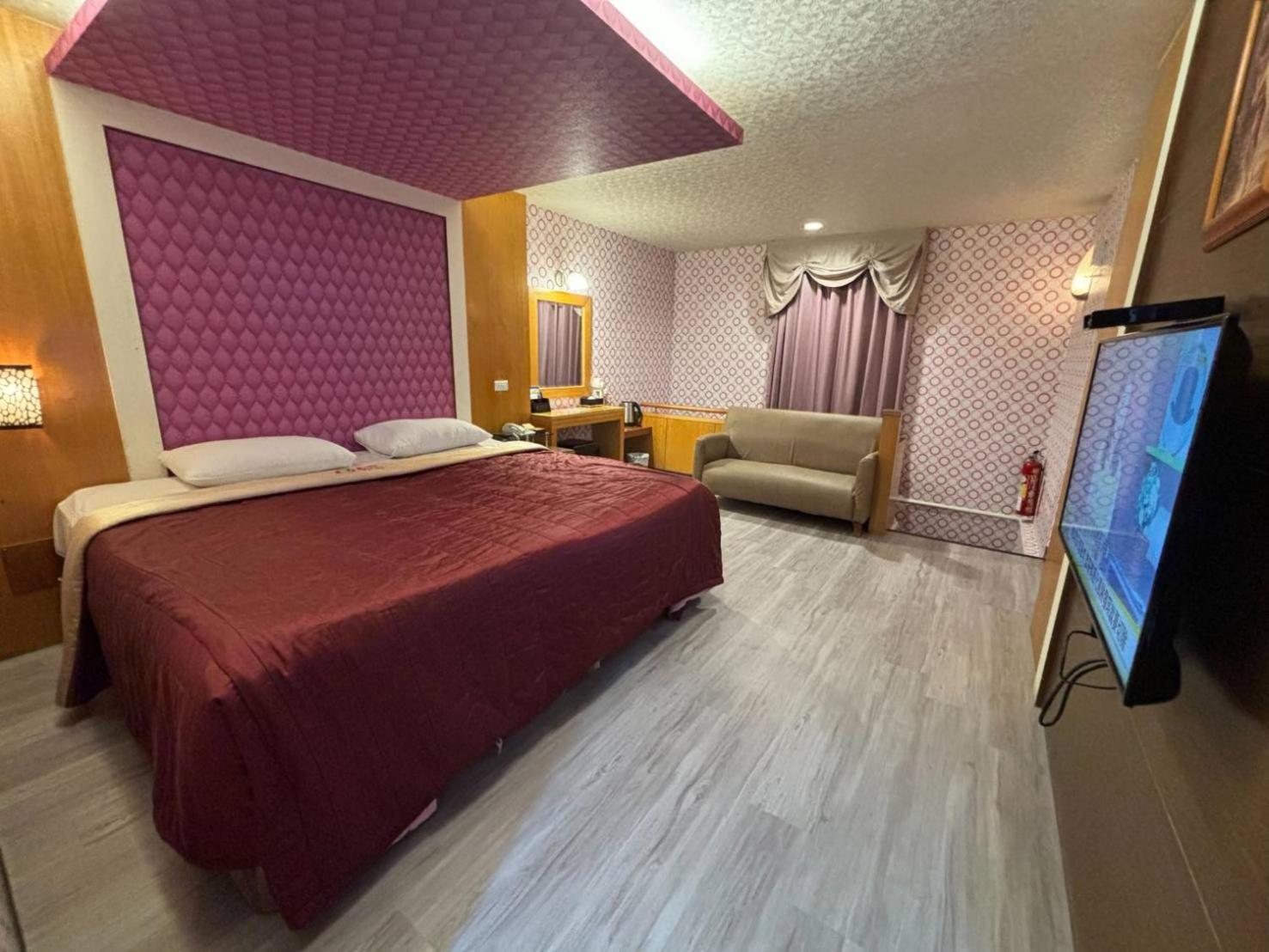 Hua Xiang Motel - Da Chang Kaohsiung Exterior photo